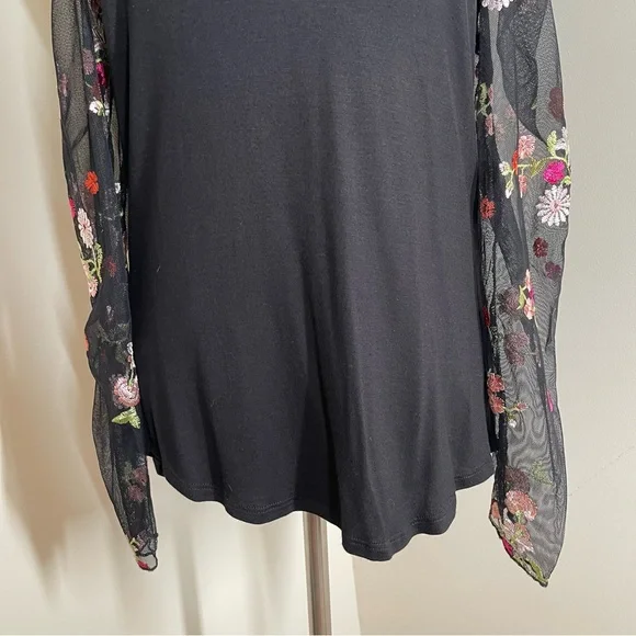 Willow Young Contemporary Black Mesh EmbroideredSleeves Jersey Long Sleeve Top-M - Picture 4 of 11